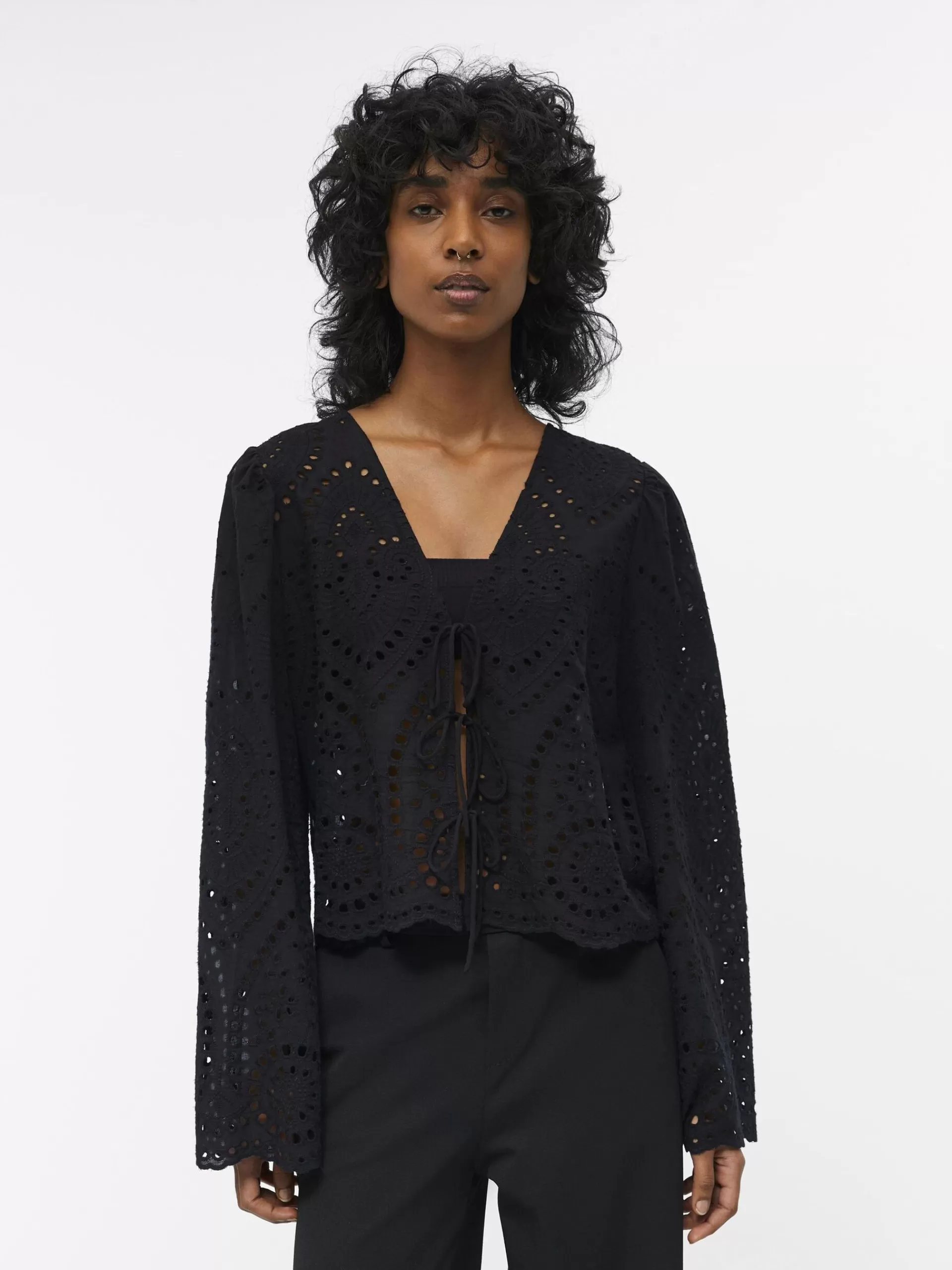 OBJECT BRODERIE ANGLAISE BLUSE