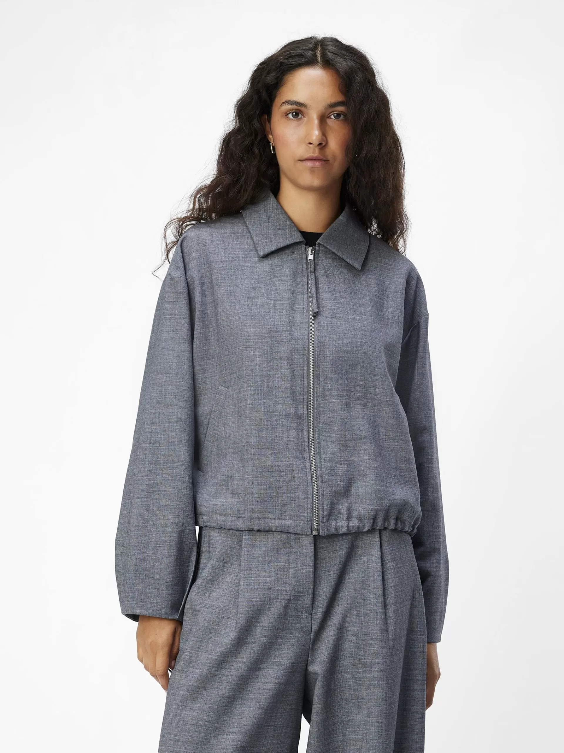 OBJECT CROPPED JAKKE