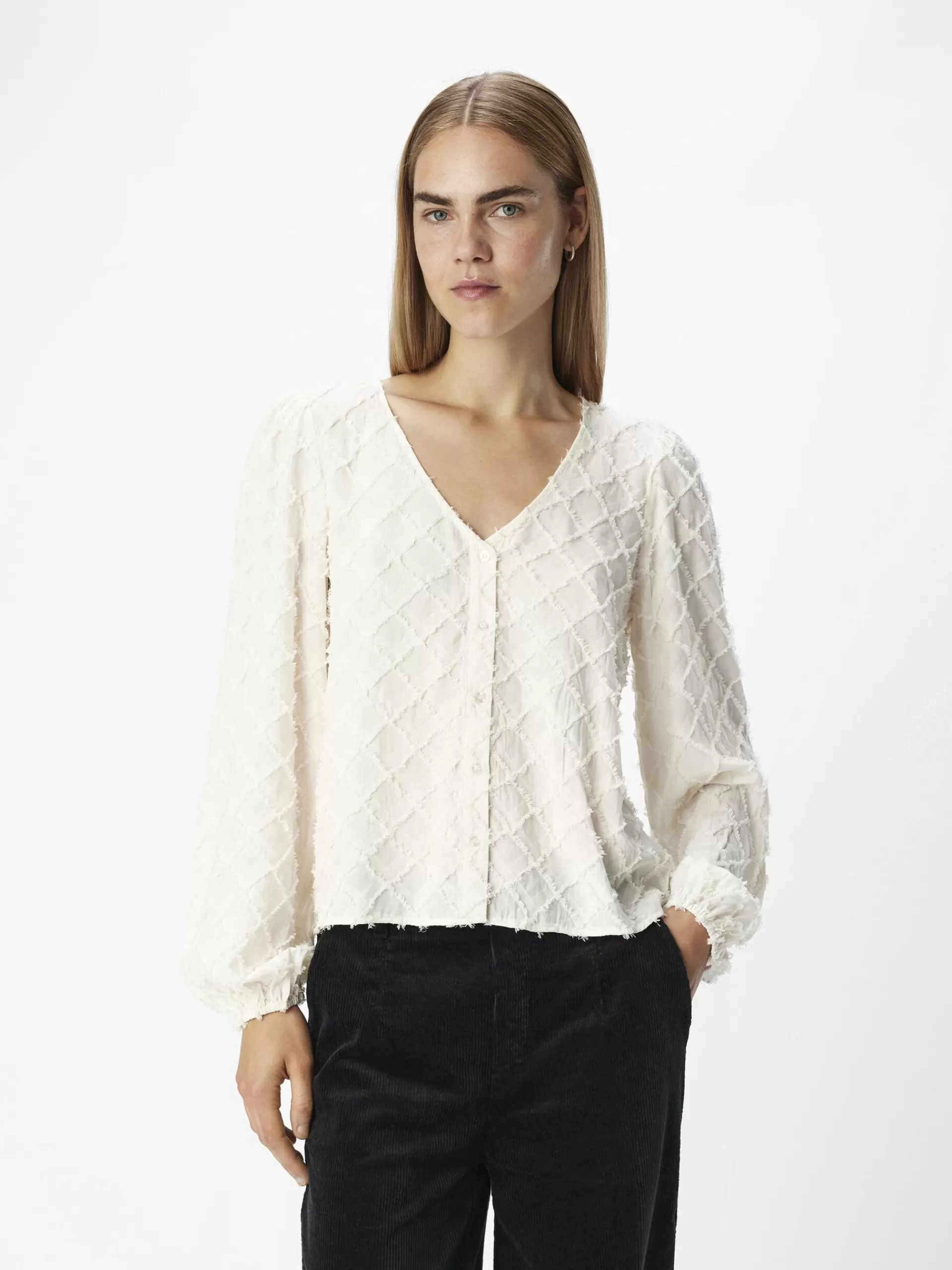 OBJECT DETALJERT TOPP