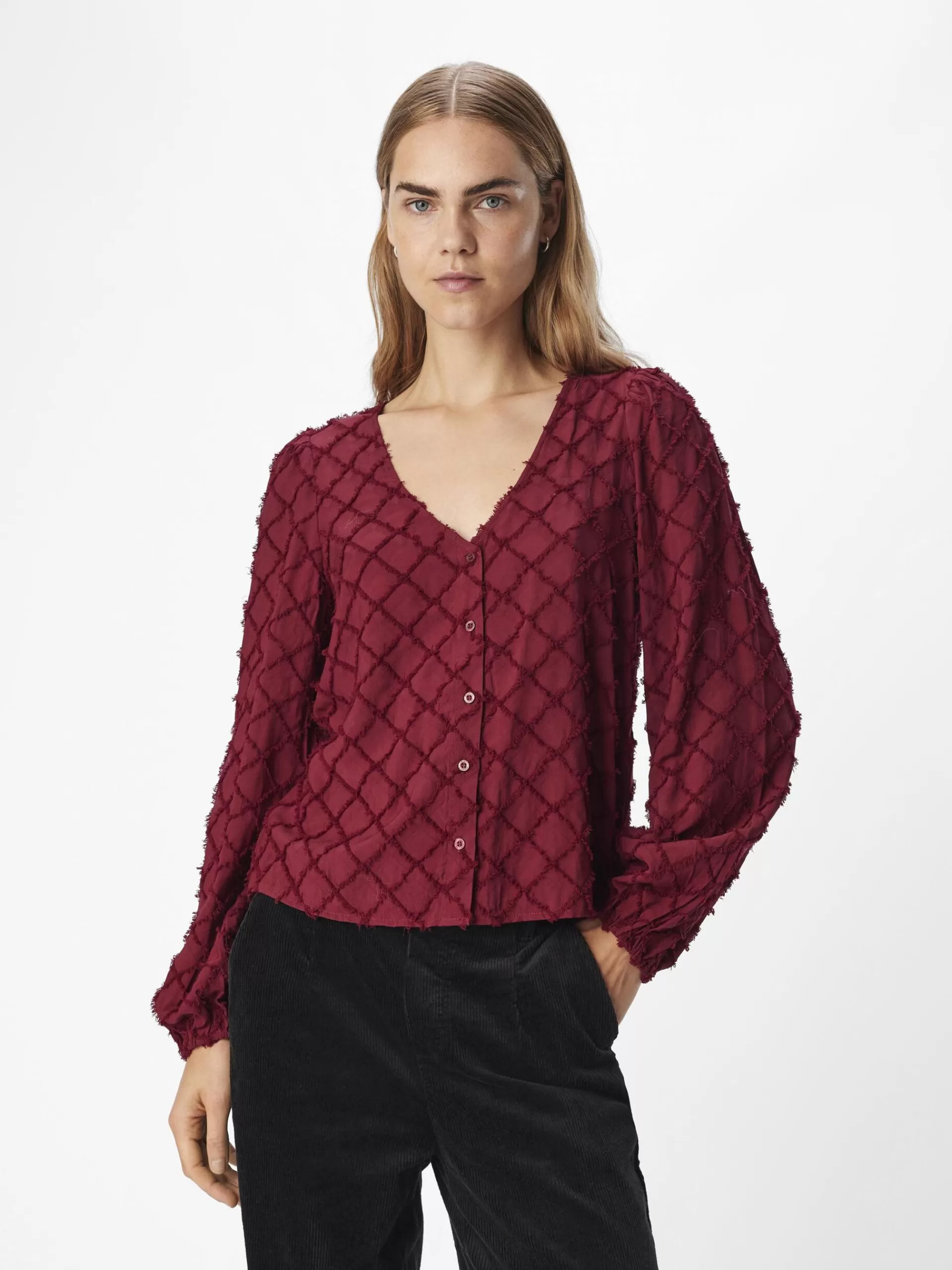 OBJECT DETALJERT TOPP