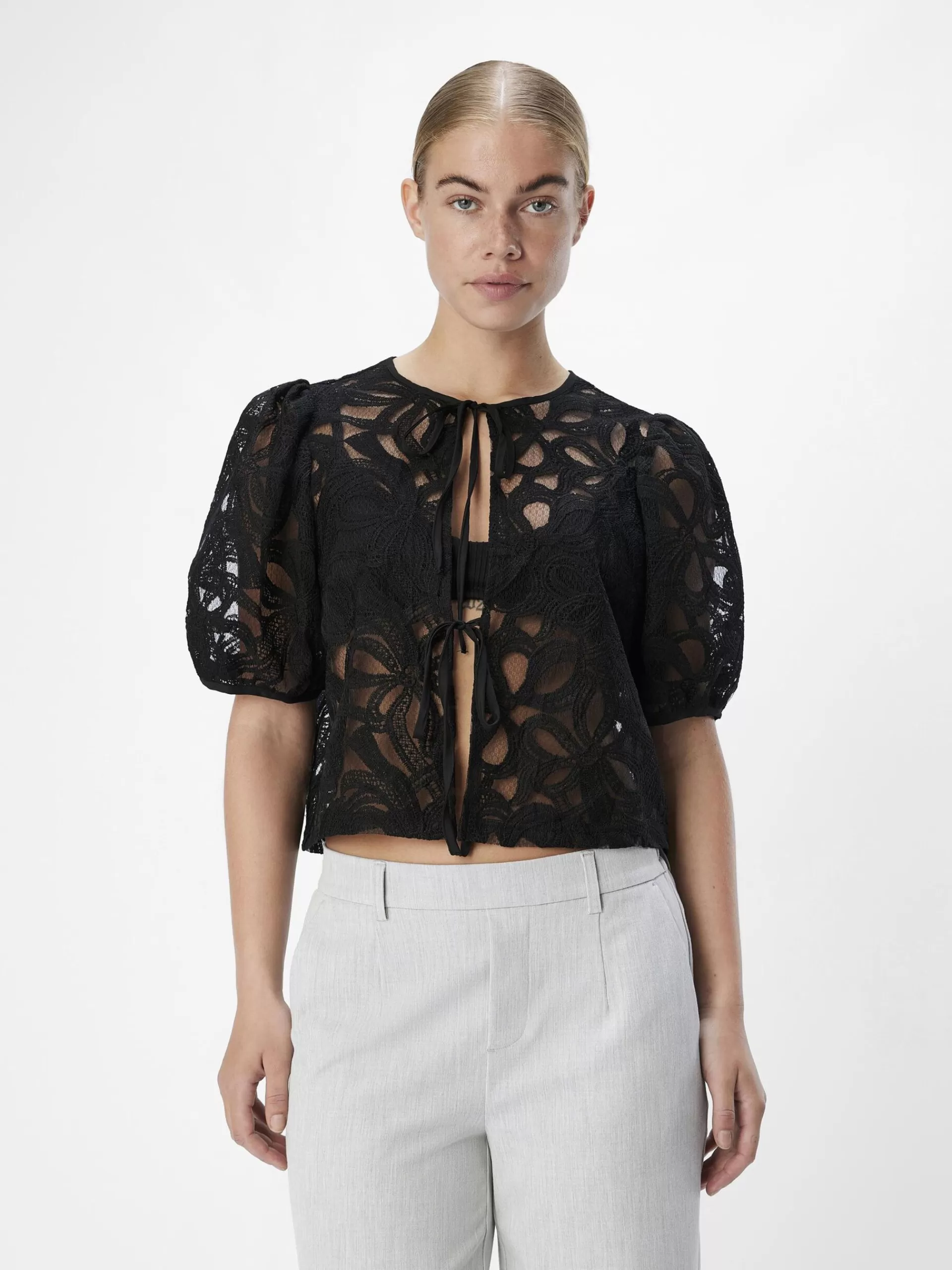 OBJECT KNYTING FORAN BLUSE