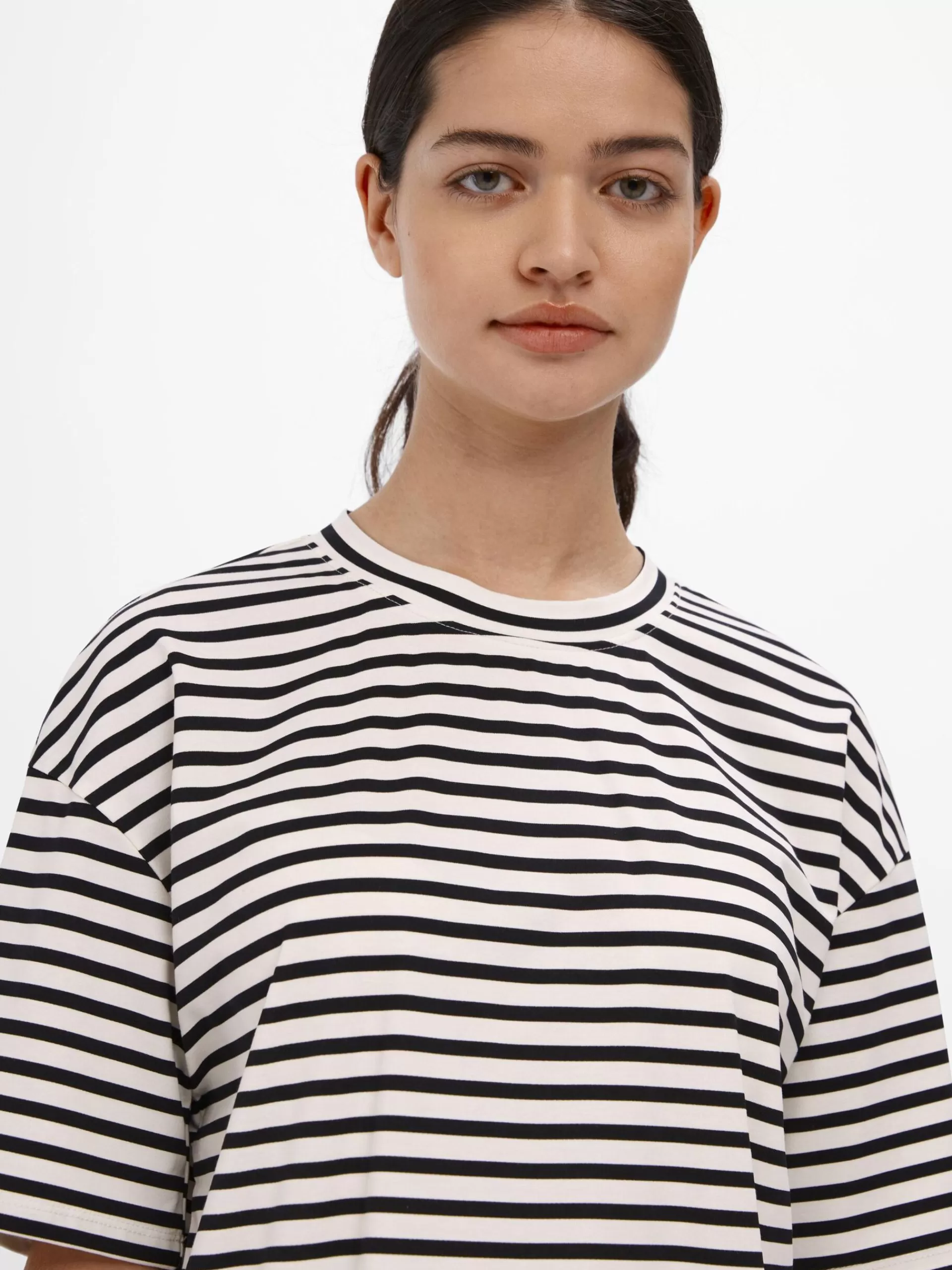 OBJECT OVERSIZED T-SKJORTE