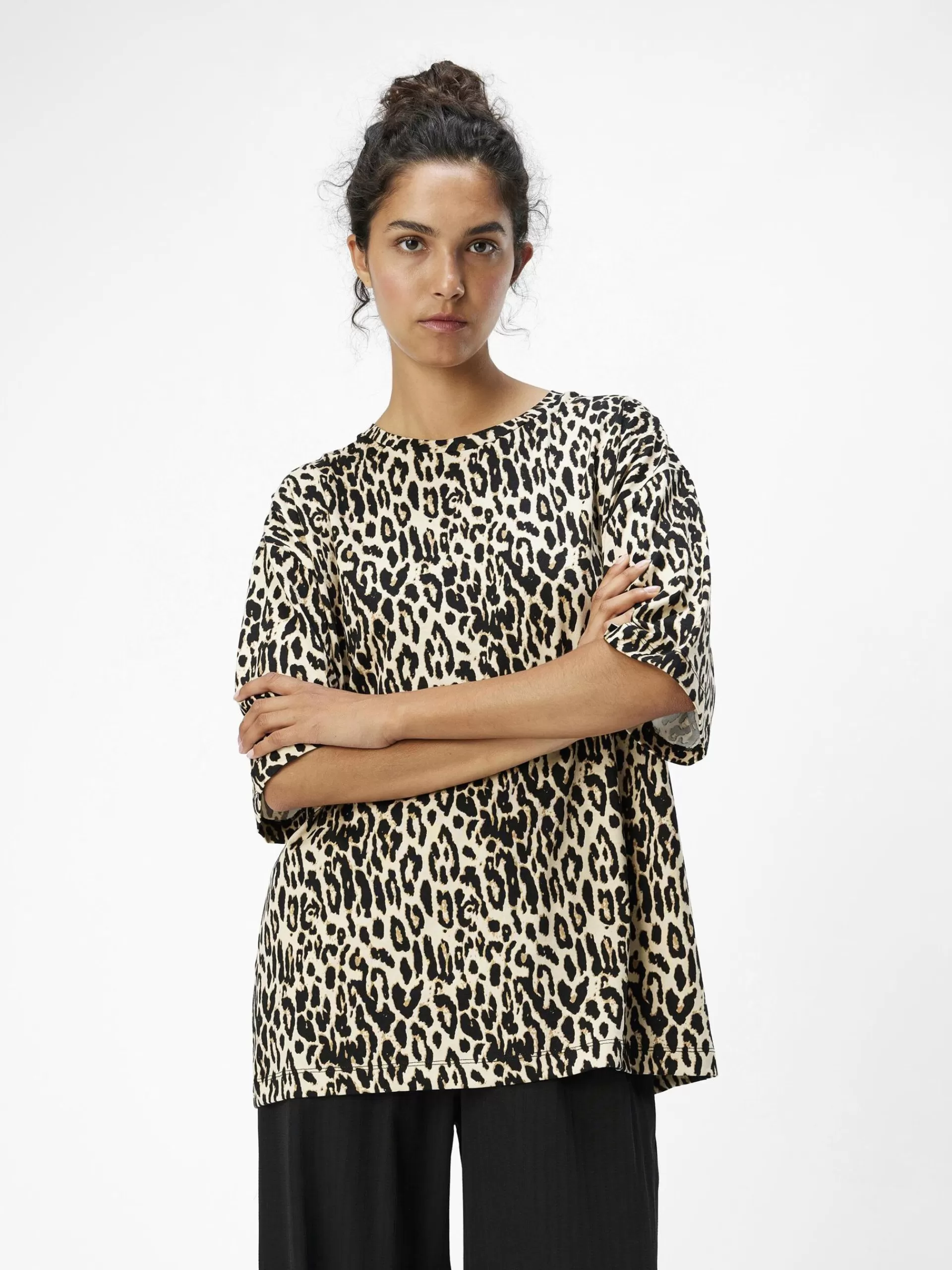 OBJECT PRINTET OVERSIZED T-SKJORTE