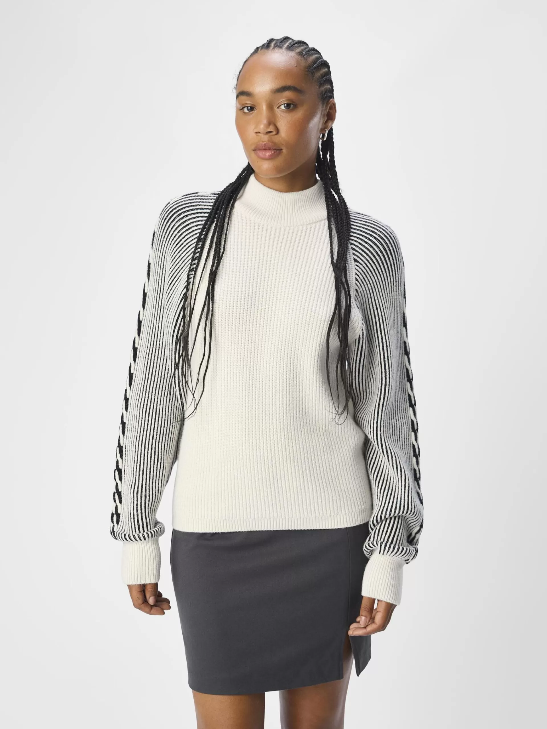 OBJECT RIBBET STRIKKET PULLOVER