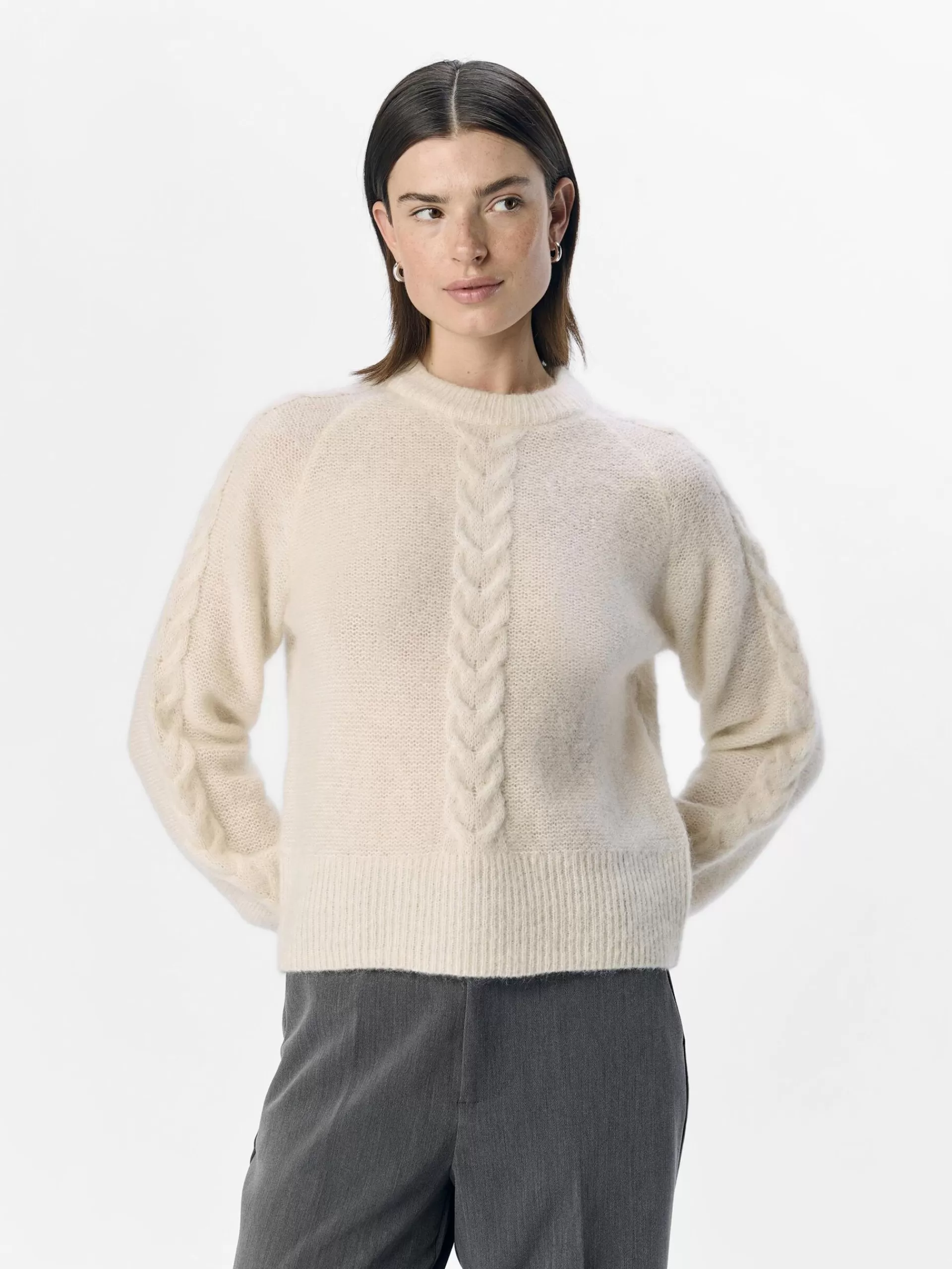 OBJECT STRIKKET PULLOVER