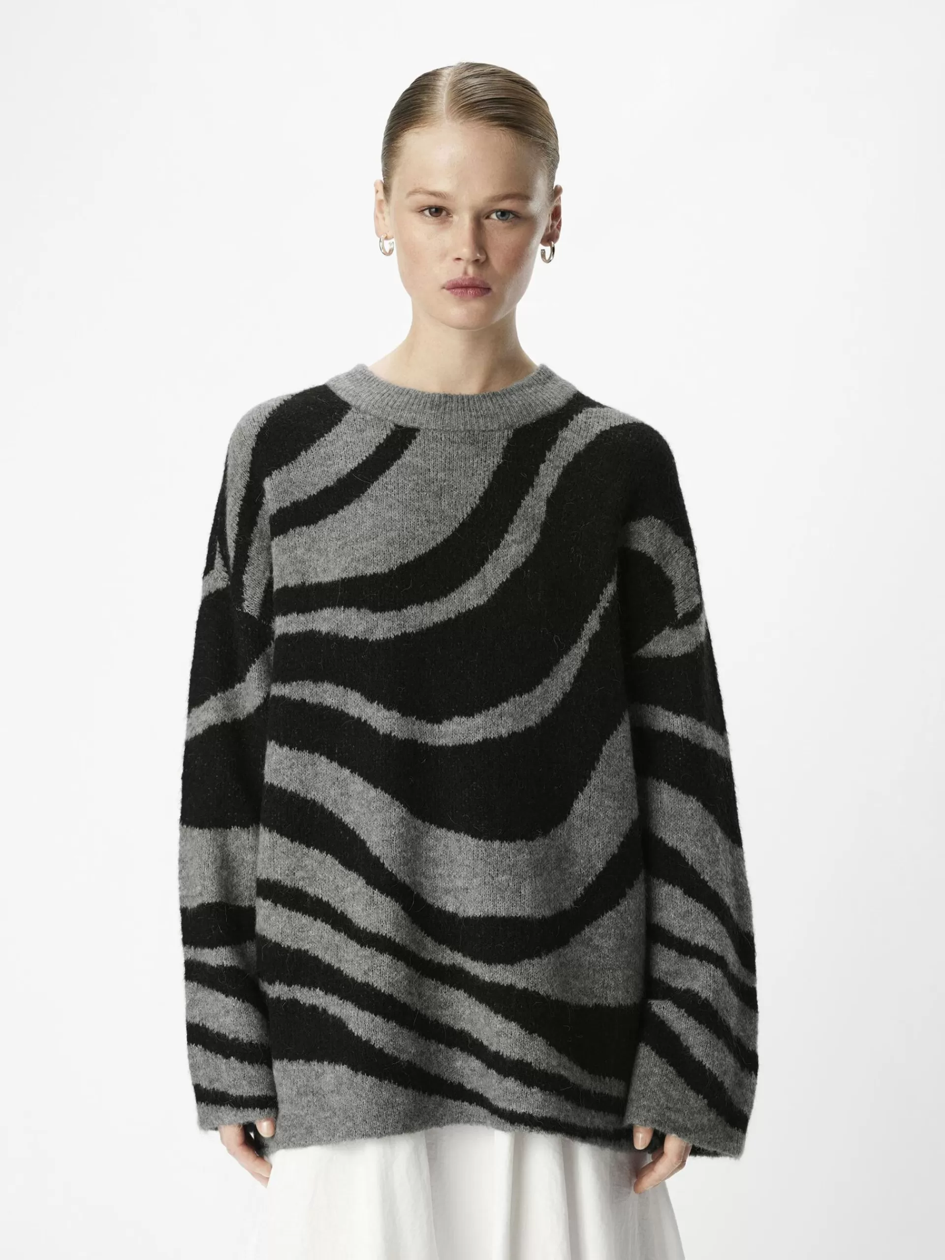 OBJECT STRIKKET PULLOVER
