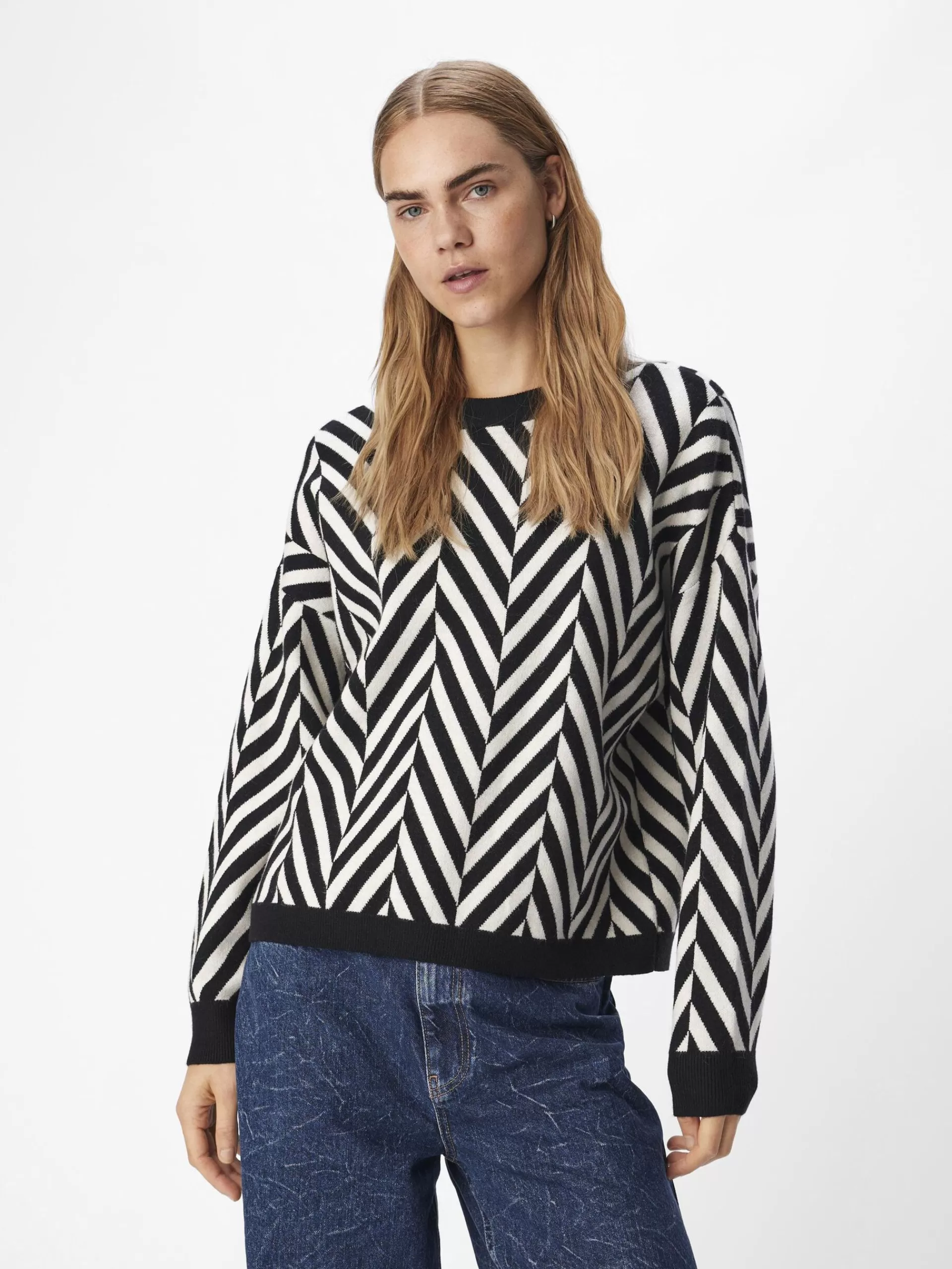 OBJECT STRIKKET PULLOVER